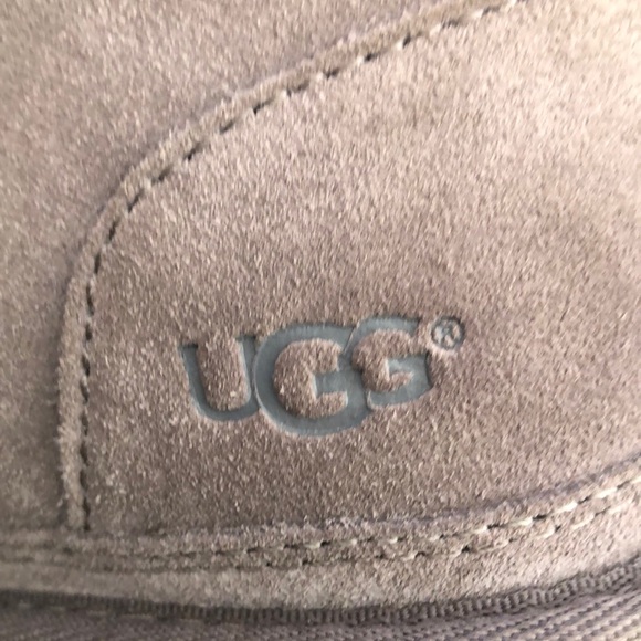 Ugg Nuemel - Picture 3 of 5